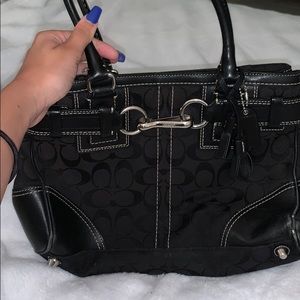 Authentic Coach Pocketbook